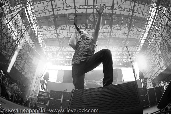 Red | Cleveland, OH | Tower City Amphitheater | 05.25.08