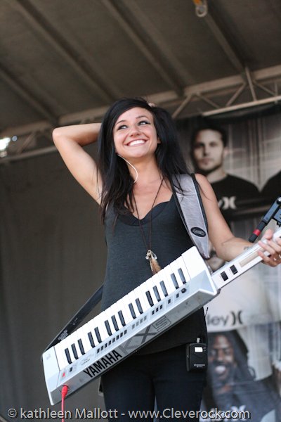 Lights | Warped Tour 2009 | Cleveland, OH | Tower City Amphitheater | 07.09.09
