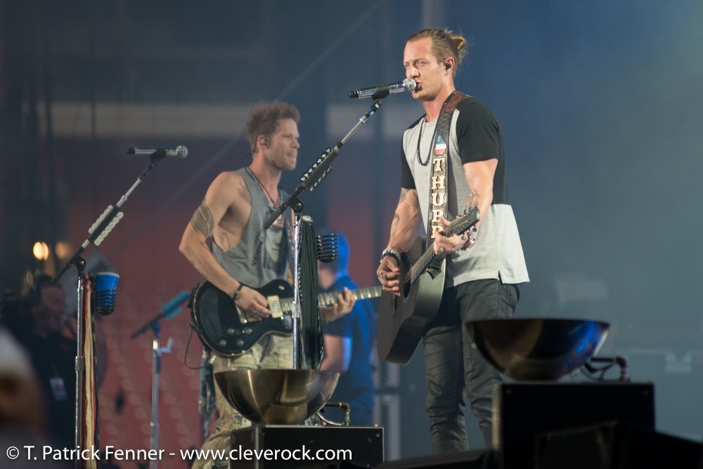 Florida Georgia Line | Cleveland, OH | First Energy Stadium | 09.05.15