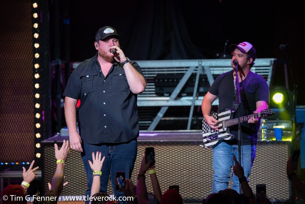 Luke Combs | Blossom Music Center | Cuyahoga Falls, OH | 08.23.18