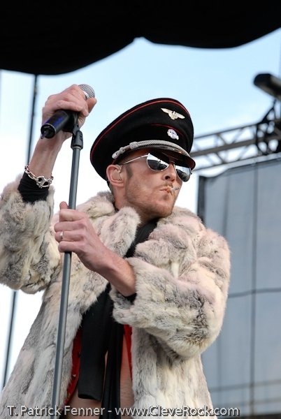 velvet-revolver-124