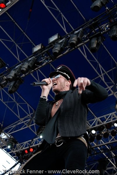 velvet-revolver-143