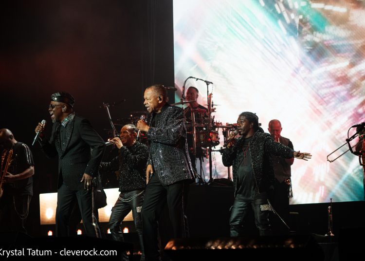 Earth-Wind-Fire-1-of-18-1-
