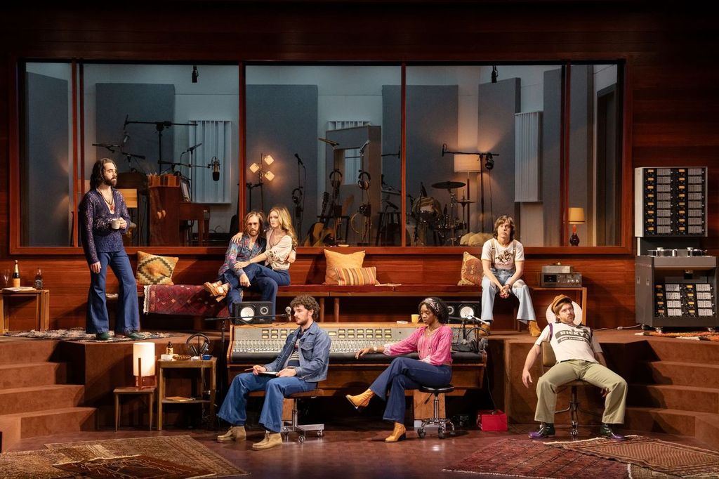 Theater Review: Stereophonic