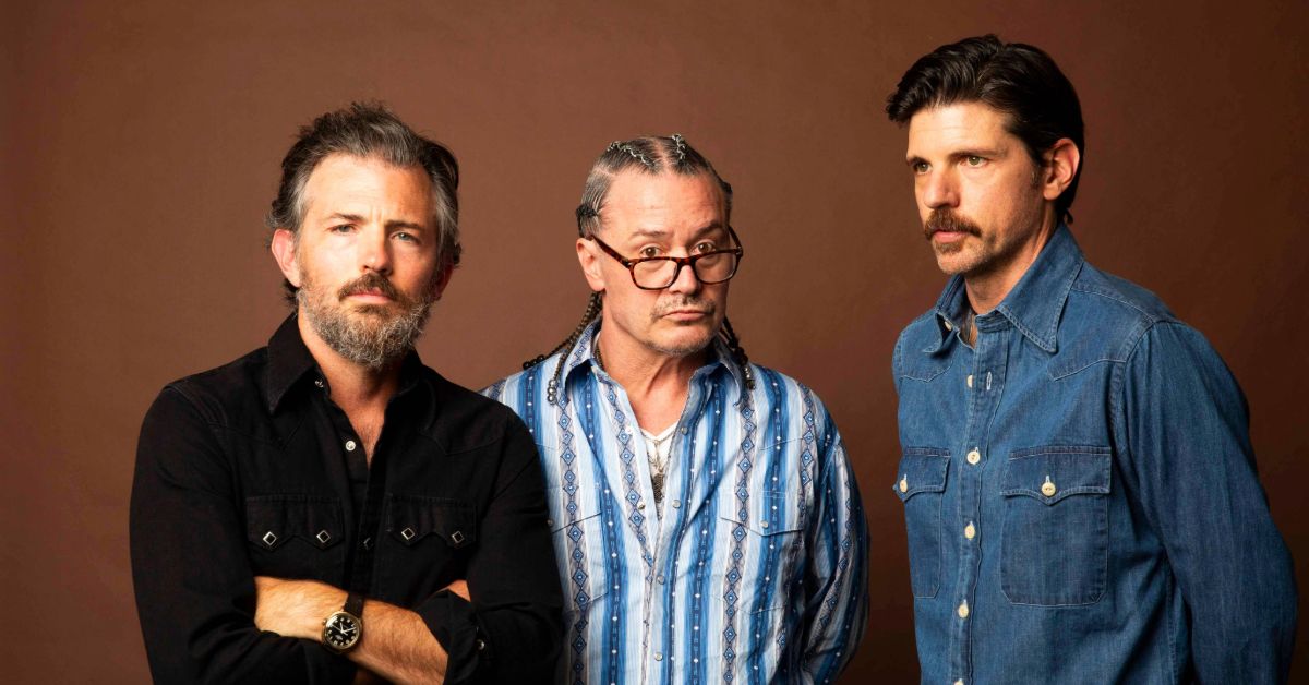 INTERVIEW: SCOTT AVETT