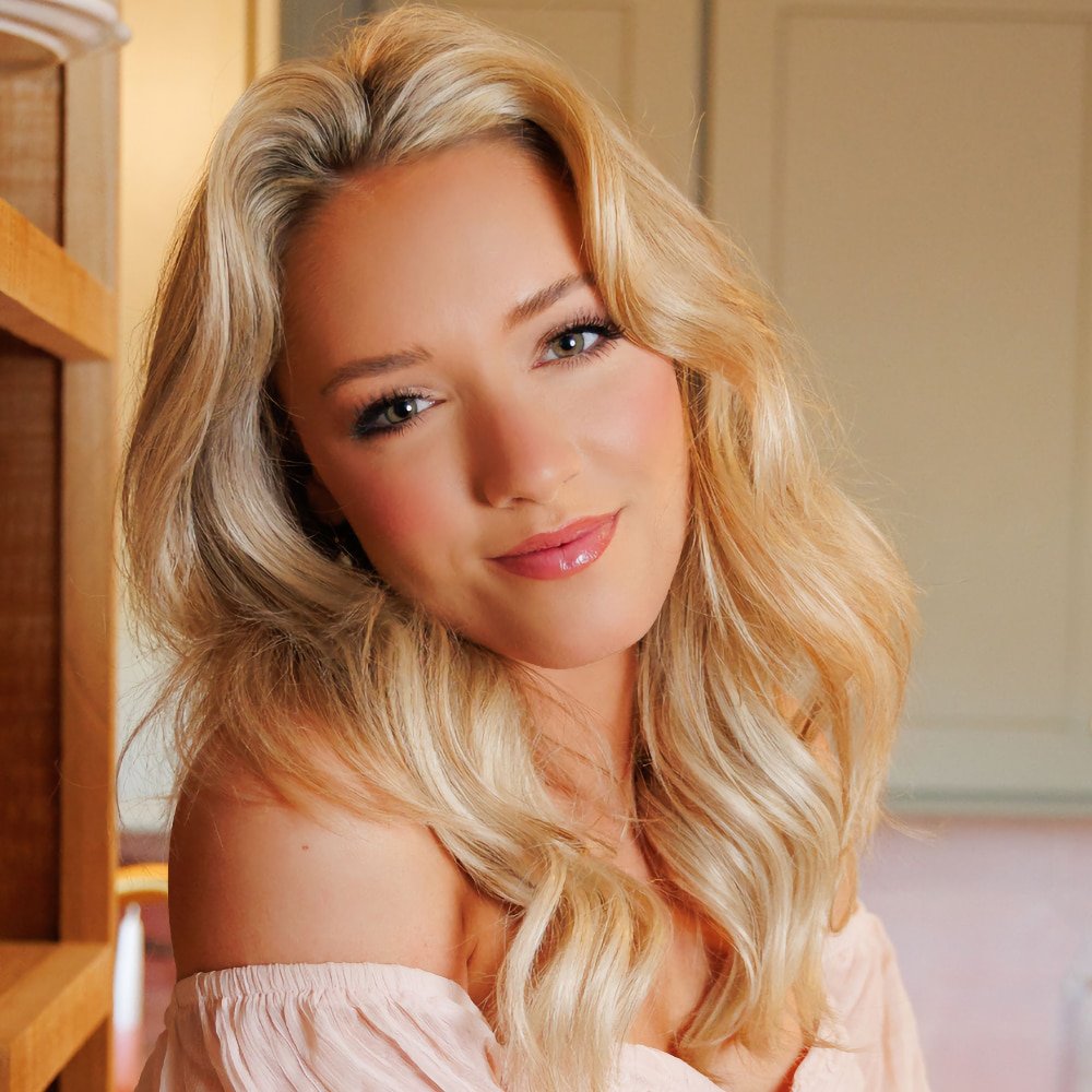 INTERVIEW: EMILY ANN ROBERTS